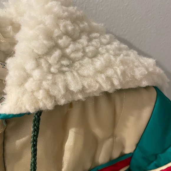 Vintage kids size 18 months Teal and Beige with red stripe Kids Puffer Jacket - Picture 3 of 8